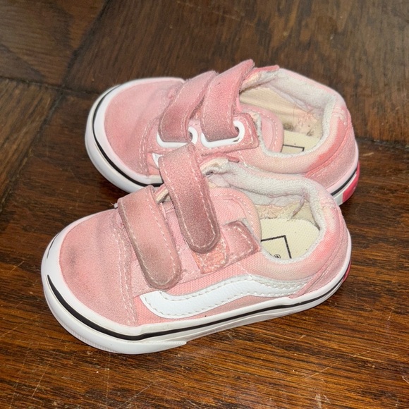 Vans Kids Pink Velcro Sneakers - Picture 2 of 7